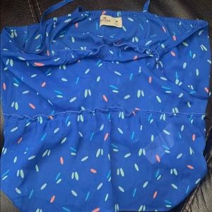 Hollister surfboard print top